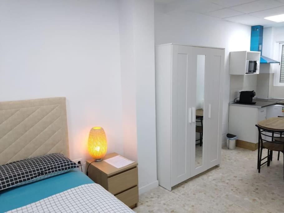 As A Service. Book It Now Apartament Màlaga